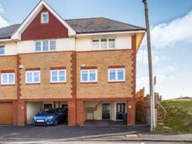 House for sale in Fishersgate, West Sussex