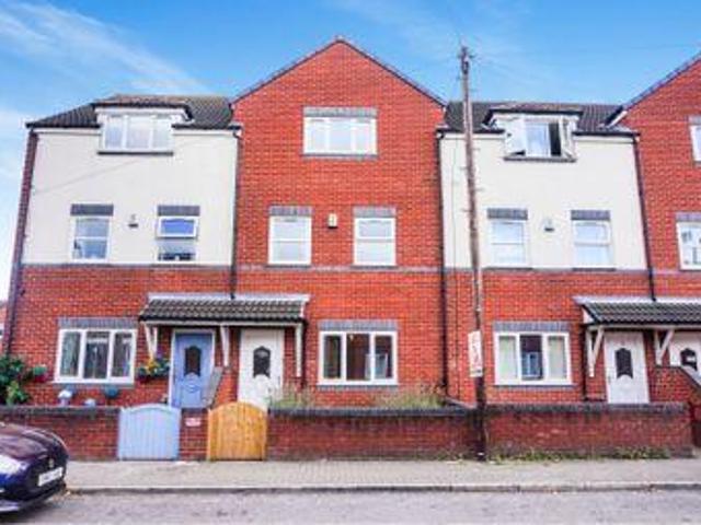 House for sale in Castleford, West Yorkshire