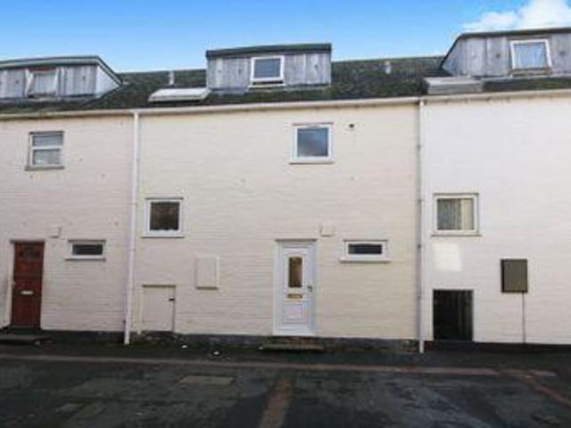 House for sale in Northolt, Greater London