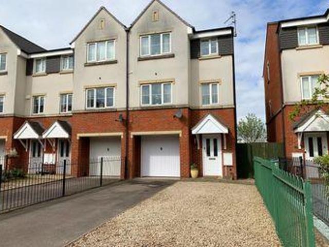 House for sale in Baswich, Staffordshire