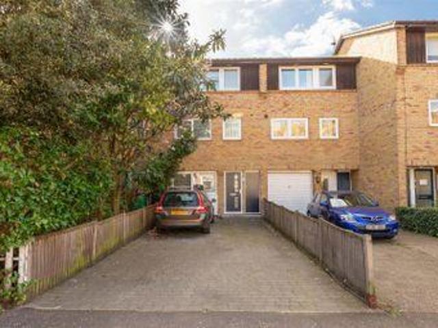 House for sale in Twickenham, Greater London