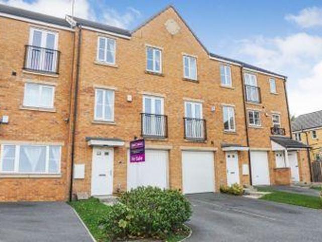 House for sale in Cleckheaton, West Yorkshire