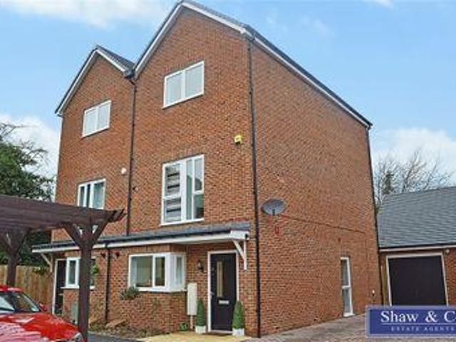 House for sale in Greater London