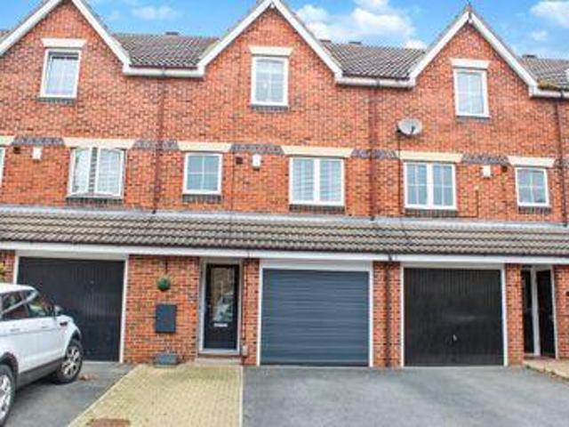 House for sale in Ossett, West Yorkshire