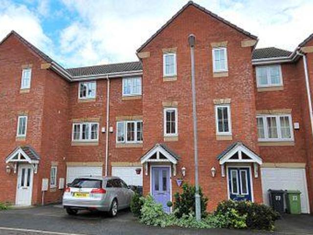 House for sale in Mirfield, West Yorkshire