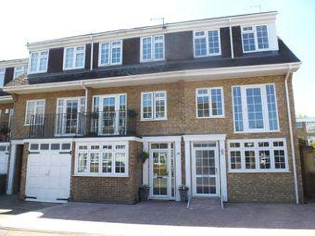House for sale in Broxbourne, Hertfordshire