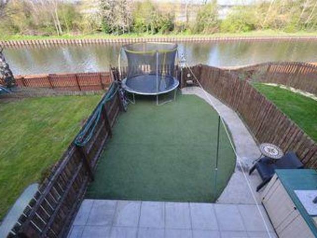 House for sale in Knottingley, West Yorkshire