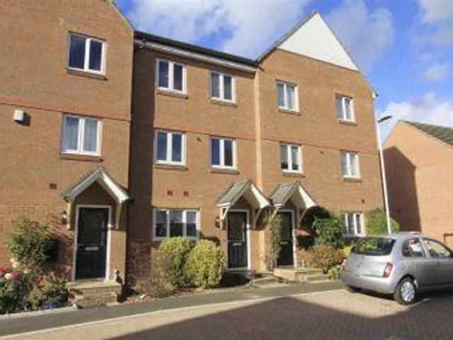House for sale in Uxbridge, Greater London