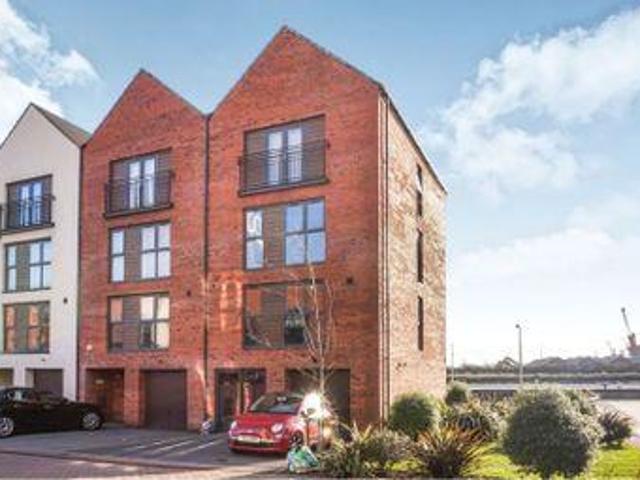 House for sale in Coedffranc, Jersey Marine