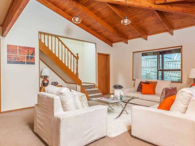 House for rent in Mount Wellington, Oroua County