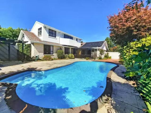 House for rent in Chaslands, Canterbury