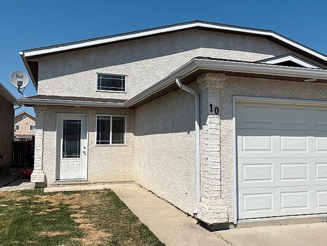 House for sale in Steinbach, Manitoba