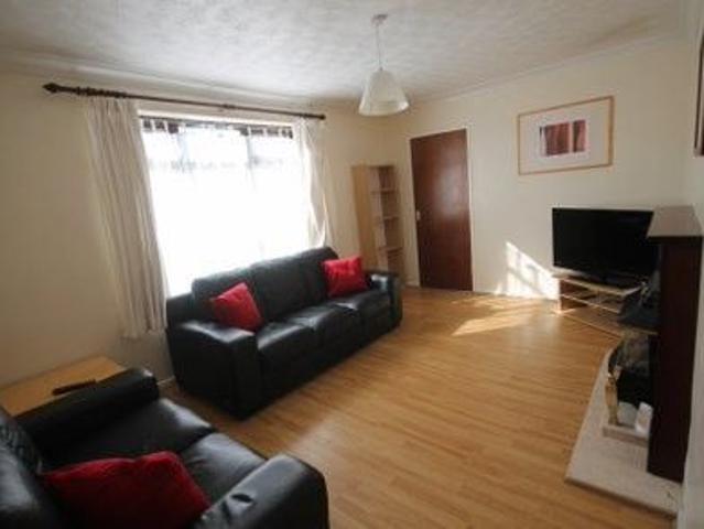 Room for rent in Durham