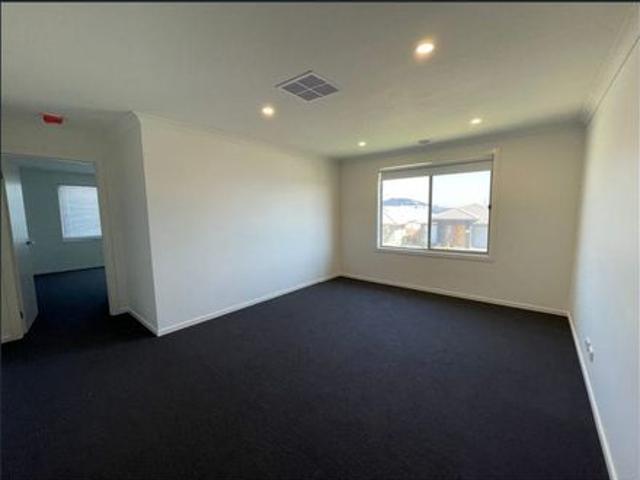 House for rent in Windermere, Melbourne