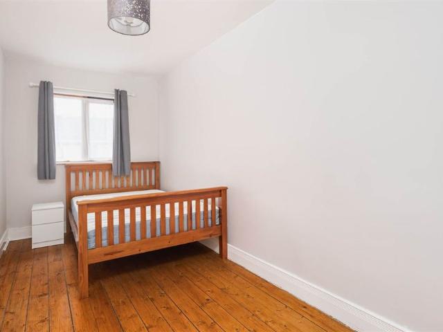 House to rent in Bluebell, North Tipperary