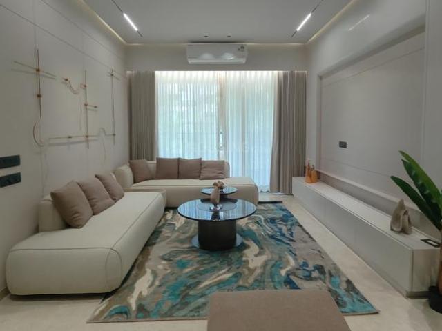 Flat for sale in Ambawadi, Ahmedabad