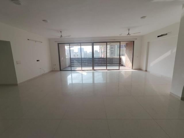 Flat for sale in Ambawadi - Ahmedabad, Gujarat