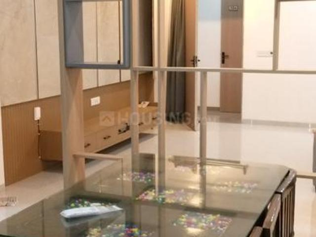 Flat for rent in Madya