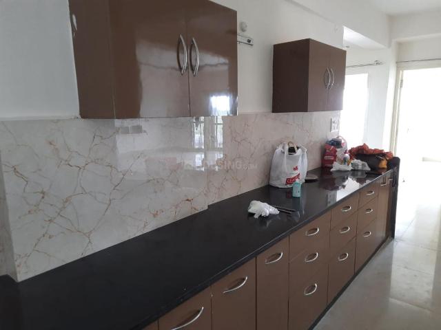 Flat for rent in Madya