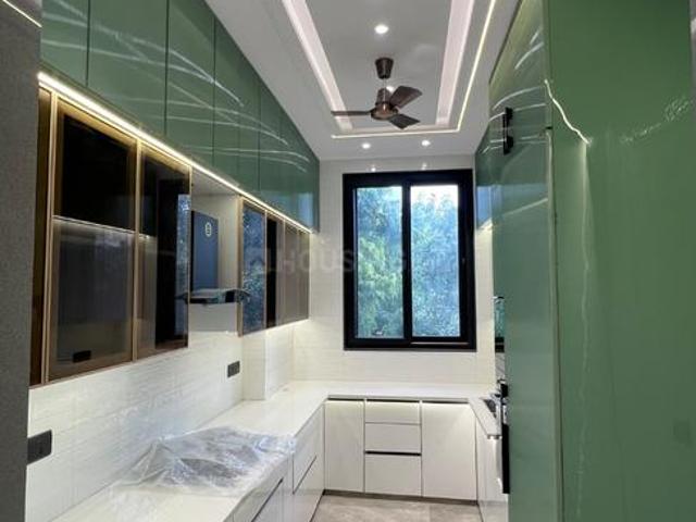Flat for sale in North West Delhi, Deri