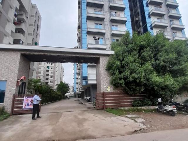 Flat for rent in Vadodara