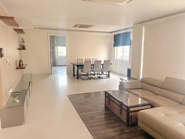 Flat for sale in Banjara Hills, Hyderabad