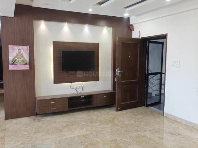 Flat for rent in Madya
