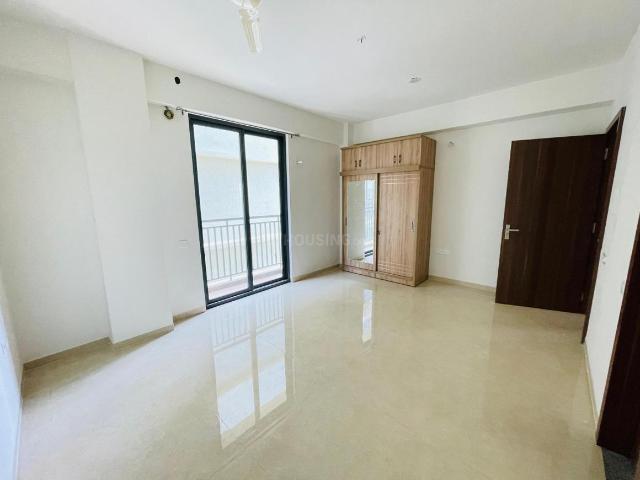 Flat for rent in Madya