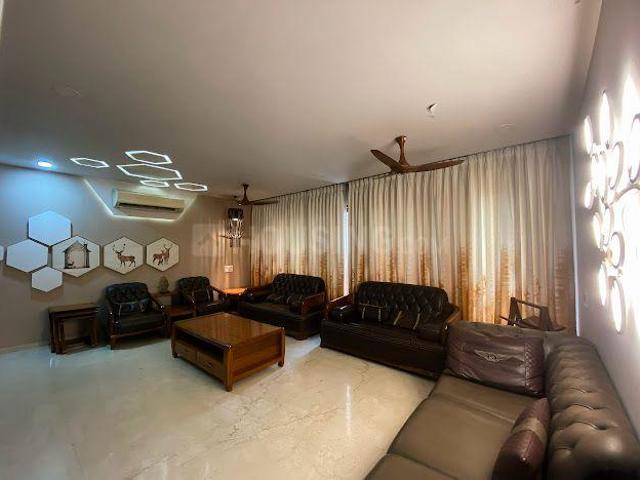 Flat for rent in Surat, Gujarat
