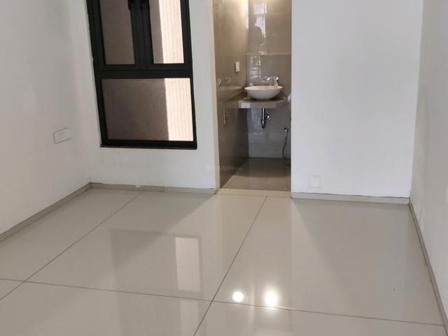 Flat for rent in Gota, Gujarat