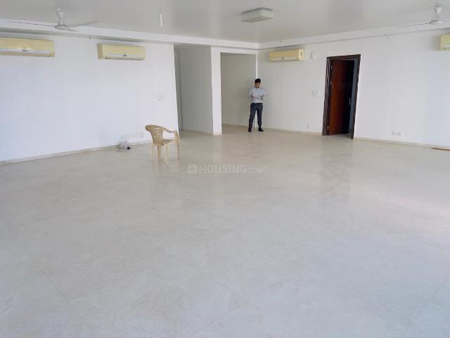 Flat for rent in DLF 5, Gurugram
