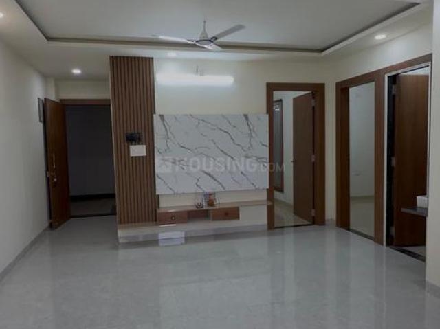 Flat for rent in Madya