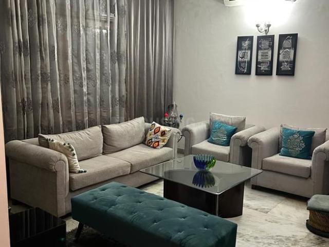 Flat for rent in Deri