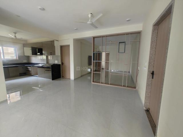 Flat for rent in Madya