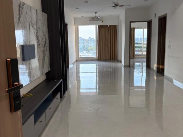 Flat for rent in Madya
