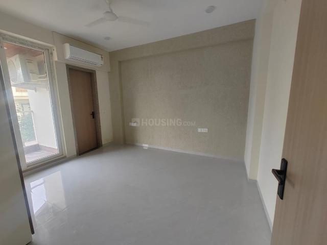 Flat for rent in Madya
