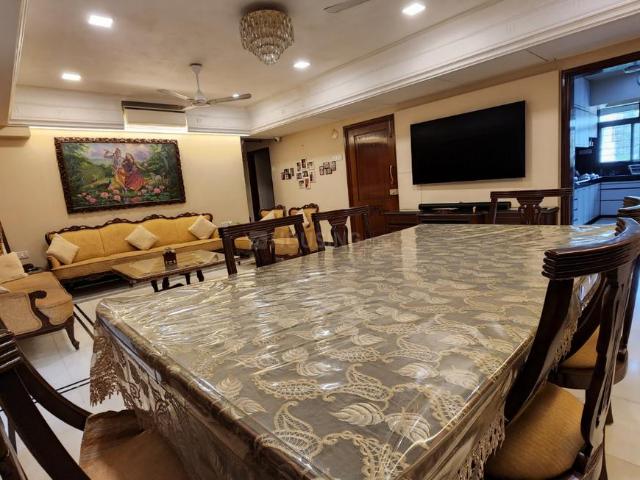 Flat for sale in Juhu, Mumbai