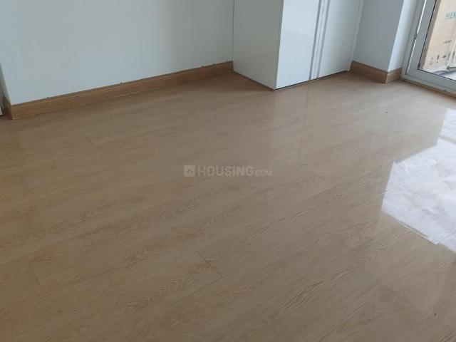 Flat for rent in DLF Midtown, Delhi