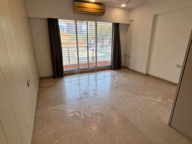 Flat for rent in Khar, Mumbai