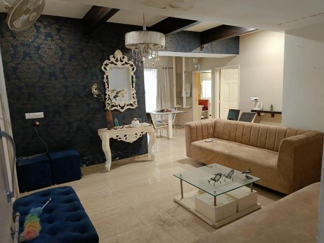 Flat for sale in Madya