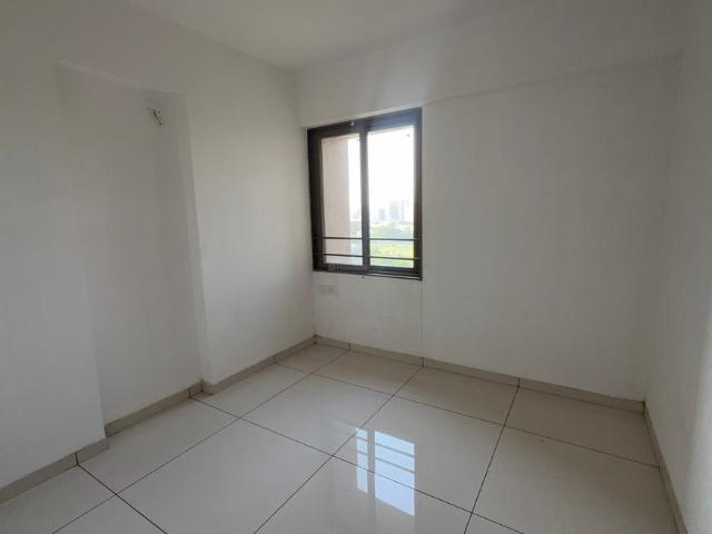 Flat for sale in Naranpura, Ahmedabad