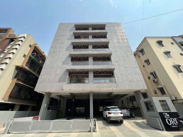 Flat for sale in Navrangpura - Ahmedabad, Gujarat