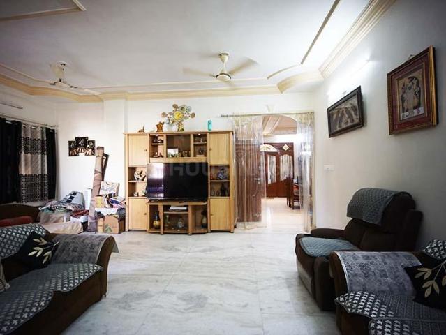 Flat for sale in Navrangpura - Ahmedabad, Gujarat
