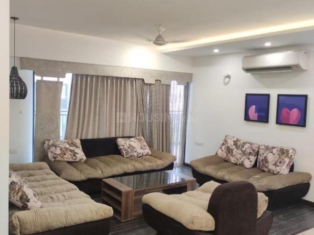 Flat for rent in Madya