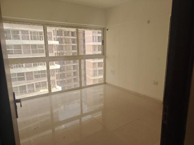 Flat for rent in Madya