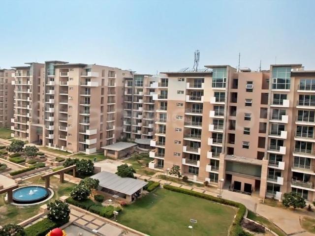 Flat for sale in East Delhi, Deri