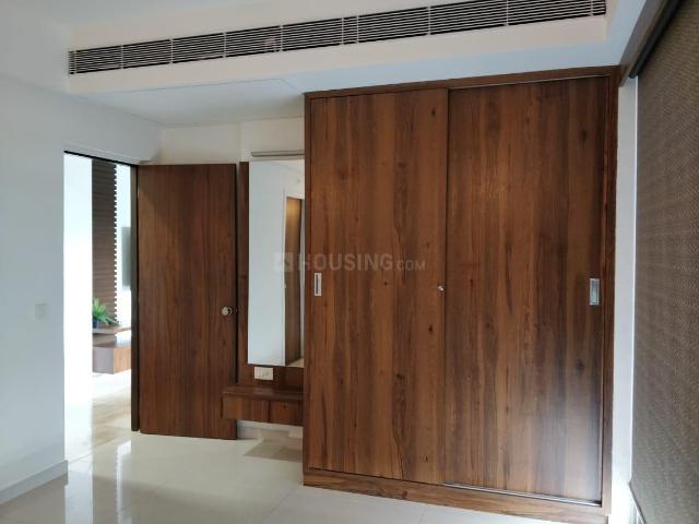 Flat for rent in Sarkhej, Gujarat
