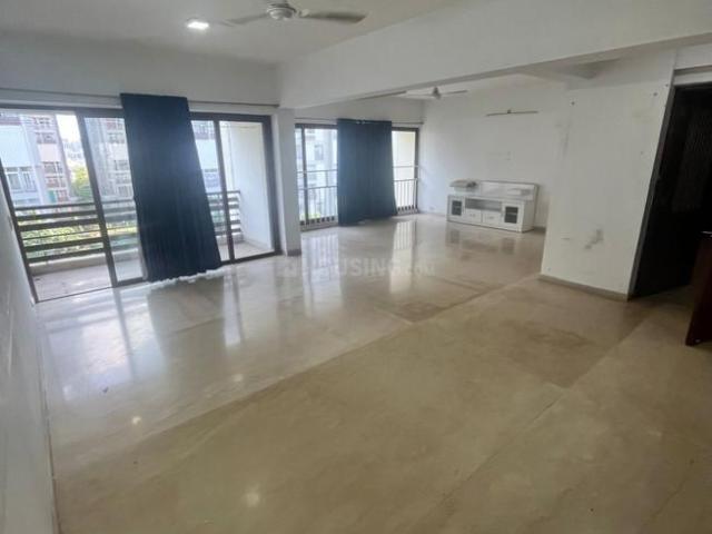 Flat for rent in Sarkhej, Gujarat