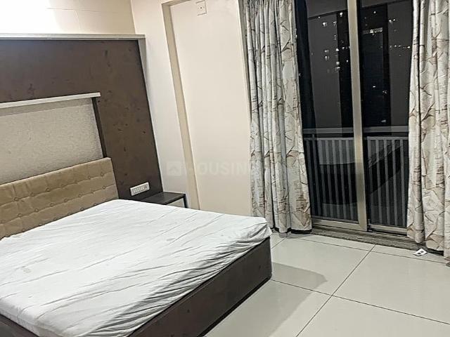Flat for rent in Makarba, Sarkhej