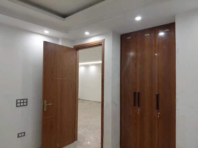 Flat for rent in South Delhi, Deri